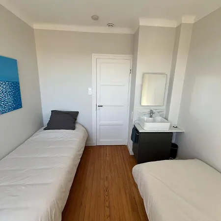 Maison 5 Chambres Avec Grand Jardin Dom wakacyjny *